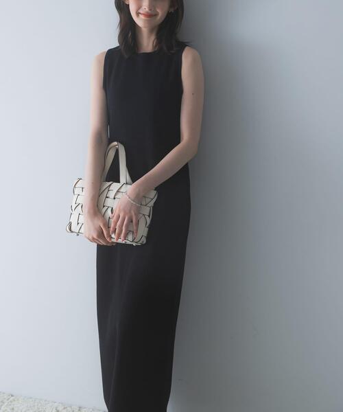 URBAN RESEARCH ROSSO WOMEN(アーバンリサーチ ロッソ)の「ストレートロングニットドレス(ワンピース・レディース・オフホワイト/ブラック・36/38)」の9枚目の写真