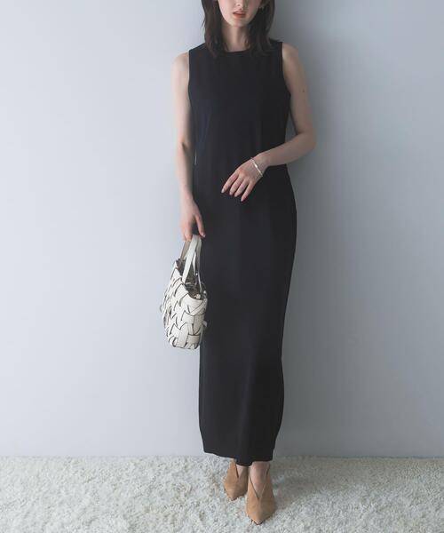 URBAN RESEARCH ROSSO WOMEN(アーバンリサーチ ロッソ)の「ストレートロングニットドレス(ワンピース・レディース・オフホワイト/ブラック・36/38)」の11枚目の写真