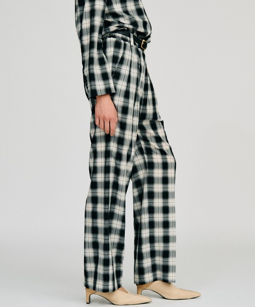 PRANK PROJECT(プランクプロジェクト)の「【2026Autumn Pre-Order】シルキーイージースラックス / Silky Easy Slacks(スラックス・レディース・ピンク/ブラック/マルチ・38/36)」の16枚目の写真