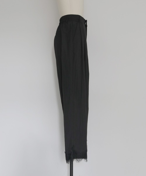 cheriella(シェリエラ)の「【cheriella】リネンライク タックレースパンツ LINEN-LIKE TUCKED LACE PANTS(スラックス・レディース・ブラウン/アイボリー/ブラック・FREE)」の15枚目の写真