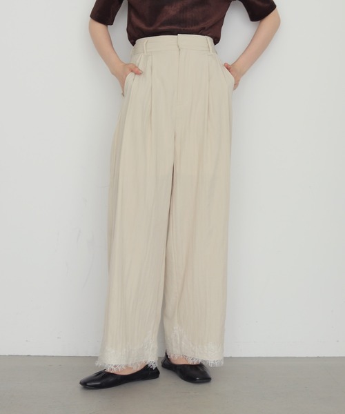 cheriella(シェリエラ)の「【cheriella】リネンライク タックレースパンツ LINEN-LIKE TUCKED LACE PANTS(スラックス・レディース・ブラウン/アイボリー/ブラック・FREE)」の7枚目の写真