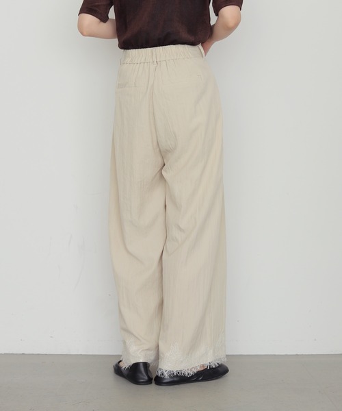 cheriella(シェリエラ)の「【cheriella】リネンライク タックレースパンツ LINEN-LIKE TUCKED LACE PANTS(スラックス・レディース・ブラウン/アイボリー/ブラック・FREE)」の14枚目の写真