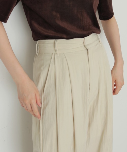 cheriella(シェリエラ)の「【cheriella】リネンライク タックレースパンツ LINEN-LIKE TUCKED LACE PANTS(スラックス・レディース・ブラウン/アイボリー/ブラック・FREE)」の10枚目の写真