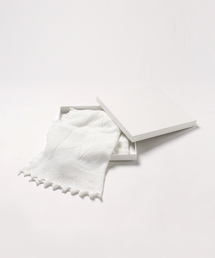 G.H.Hurt&Son（ジーエイチハートアンドサン）の「【G.H.HURT&SON /ジーエイチハートアンドサン】スター＆ムーンショール（ベビーギフト）」