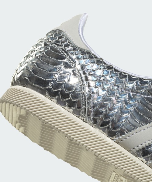 adidas(アディダス)の「ジャパン / JAPAN / アディダスオリジナルス adidas Originals(スニーカー・レディース・シルバー・22.0cm/22.5cm/23.0cm/23.5cm/24.0cm/24.5cm/25.0cm/25.5cm/26.0cm/26.5cm/27.0cm/27.5cm/28.0cm/28.5cm)」の7枚目の写真