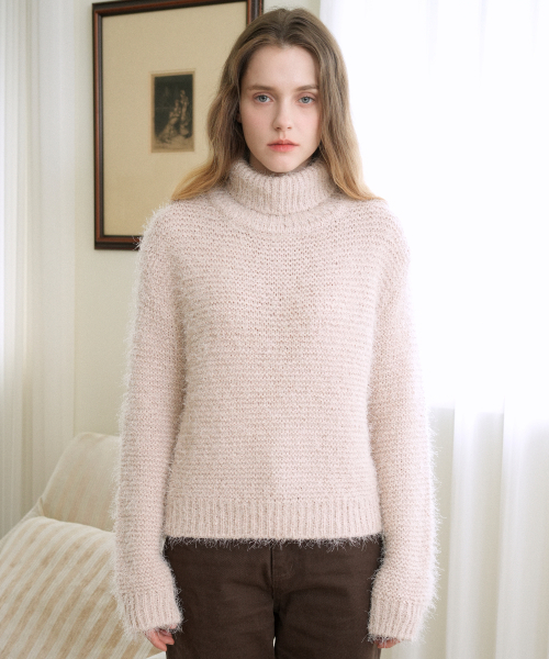 VLETI（ブレッティ）の「High Neck Loose Fit Knit (Beige)（ニット/セーター・レディース・ライトベージュ・FREE）」の2枚目の写真