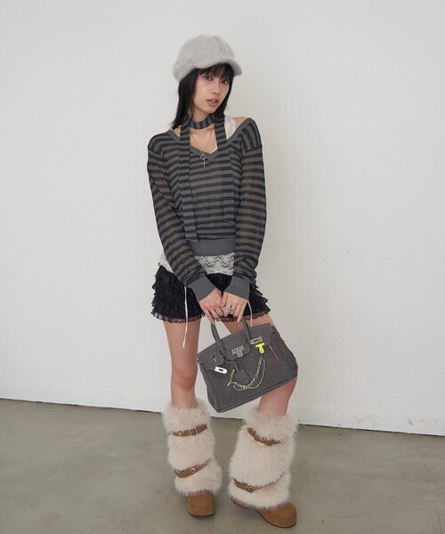 WHO'S WHO gallery（フーズフーギャラリー）の「タイ付きボーダーVニット（ニット/セーター・レディース・パープル/チャコールグレー/ピンク・FREE）」の9枚目の写真