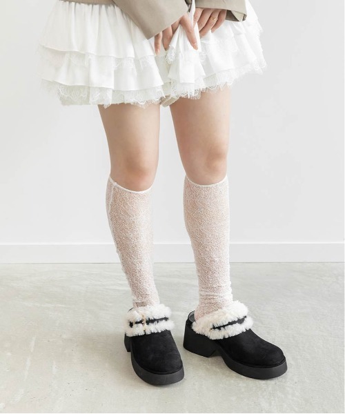 RANDA(ランダ)の「2WAY ベルトデザインファーサボシューズ(その他シューズ・レディース・ベージュ/ブラック・L/M/S/LL)」の5枚目の写真