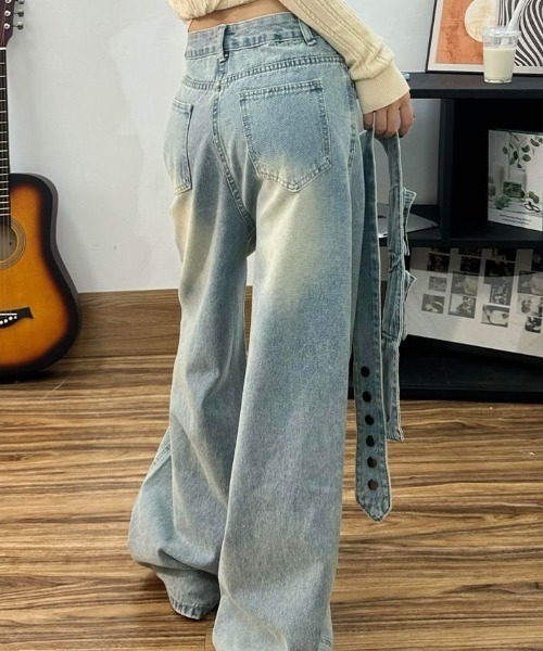 AVYL(アヴィル)の「ウエスト変形クロスデザイン ワイドデニムパンツ(デニムパンツ・レディース・ブルー・M/L/S)」の8枚目の写真