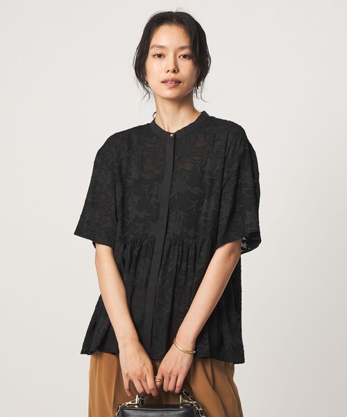 green label relaxing（グリーンレーベルリラクシング）の「カット ジャガード 5分袖 ブラウス（シャツ/ブラウス・レディース・ホワイト/ブラック・FREE）」の5枚目の写真