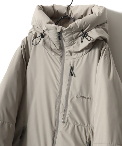 CONVERSE(コンバース)の「CONVERSE/コンバース Mountain Jacket Parka/防風 撥水 オーバーサイズ 中綿 ファイバーダウンジャケットパーカー/マウンテンパーカー/レディース メンズ(ダウンジャケット/コート・メンズ・ベージュ/ブラック・M/L/LL)」の2枚目の写真