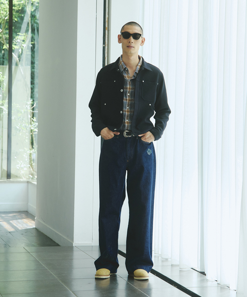 JOURNAL STANDARD(ジャーナルスタンダード)の「ポリ ツイル トリム フィット ジャケット(その他アウター・メンズ・チャコールグレー/ブラック/ブラウン・MEDIUM/LARGE)」の4枚目の写真