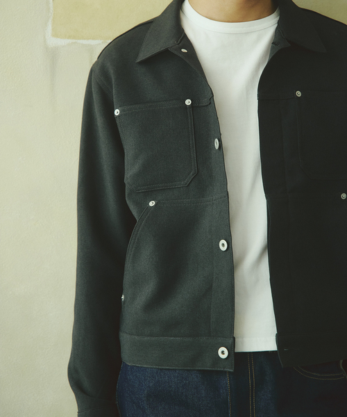 JOURNAL STANDARD(ジャーナルスタンダード)の「ポリ ツイル トリム フィット ジャケット(その他アウター・メンズ・チャコールグレー/ブラック/ブラウン・MEDIUM/LARGE)」の21枚目の写真