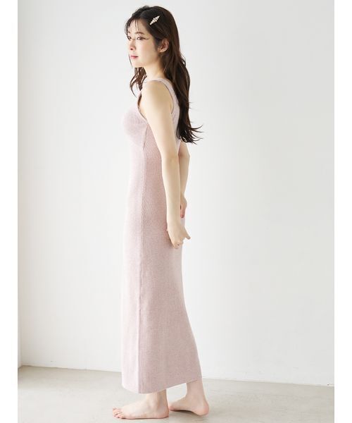 SNIDEL HOME(スナイデルホーム)の「【イフミック®】カップインニットワンピース(ルームウェア/パジャマ・レディース・アイボリー/モカ/ピンク・F)」の8枚目の写真