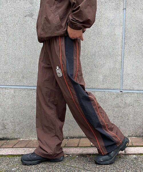 CIAOPANIC(チャオパニック)の「フーリガンナイロンパンツ(その他パンツ・メンズ・ネイビー/ブラウン・LARGE/MEDIUM)」の4枚目の写真