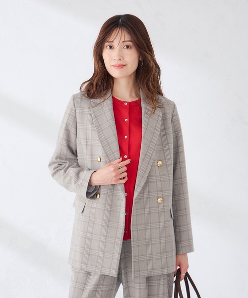 a.v.v(アーヴェヴェ)の「ダブルブレスト ジャケット【洗える/裏起毛】(テーラードジャケット・レディース・ダークグレー/ベージュ/ネイビー・36/38/40)」の16枚目の写真