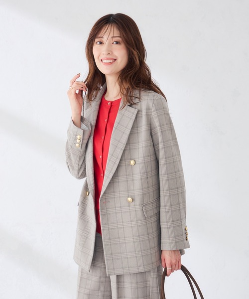 a.v.v(アーヴェヴェ)の「ダブルブレスト ジャケット【洗える/裏起毛】(テーラードジャケット・レディース・ダークグレー/ベージュ/ネイビー・36/38/40)」の19枚目の写真