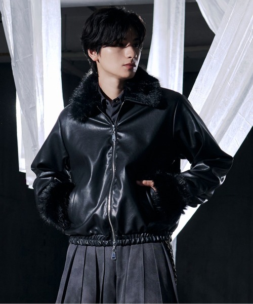 Ellno Loset(エルノロゼット)の「2wayファーブルゾン(ブルゾン・メンズ・ブラック/ブラック系その他/キャメル・LARGE/MEDIUM/SMALL)」の8枚目の写真