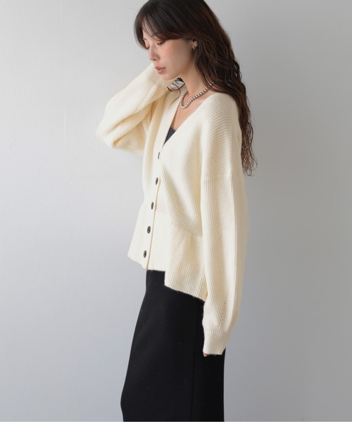 AMELY(エミリー)の「ペプラムVネック ニットカーディガン/羽織り/トップス/リブニット(カーディガン/ボレロ・レディース・ブラック/ベージュ/ブラウン/グレー・フリー)」の10枚目の写真