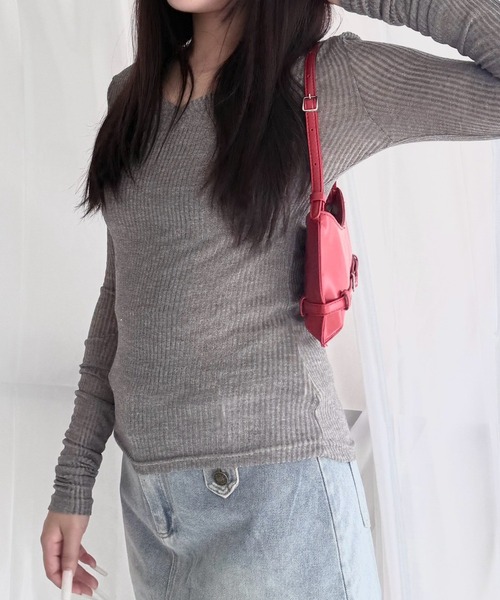merrylatte(メリーラテ)の「シアーリブ Vネック長袖トップス【SS】(Tシャツ/カットソー・レディース・グレー/ホワイト・M/S/L)」の5枚目の写真