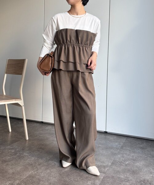 Jena espace merveilleux(ジェナ エスパスメルヴェイユ)の「フリルビスチェセットアップ 秋服(ワンピース・レディース・グレー/ブラウン・FREE)」の3枚目の写真