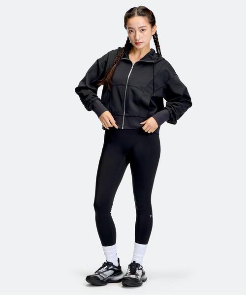 UNDER ARMOUR(アンダーアーマー)の「UAパフォーマンス ライトウエイト スウェット フルジップ フーディー(トレーニング/レディース)(スウェット・レディース・ブラック・M/L/XL)」の3枚目の写真