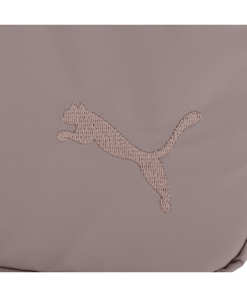 PUMA(プーマ)の「PUMA プーマ ウィメンズ HER クロスボディ バッグ 1.5L(ショルダーバッグ・レディース・ピンクベージュ/ブラック/ブラウン系その他・フリー)」の13枚目の写真