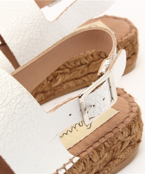 GAIMO（ガイモ）の「GAIMORONCAL（サンダル・レディース・ホワイト/シルバー・38/37/36）」の3枚目の写真