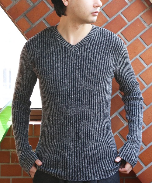 ８(eight)（エイト）の「リブ編み Vネック ニットセーター（ニット/セーター・メンズ・グレー/チャコールグレー/ホワイト/ブラック/ワイン/ネイビー/カーキ・LARGE/MEDIUM/X-LARGE）」の4枚目の写真