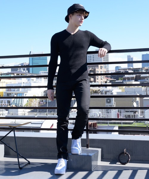 ８(eight)（エイト）の「リブ編み Vネック ニットセーター（ニット/セーター・メンズ・グレー/チャコールグレー/ホワイト/ブラック/ワイン/ネイビー/カーキ・LARGE/MEDIUM/X-LARGE）」の11枚目の写真