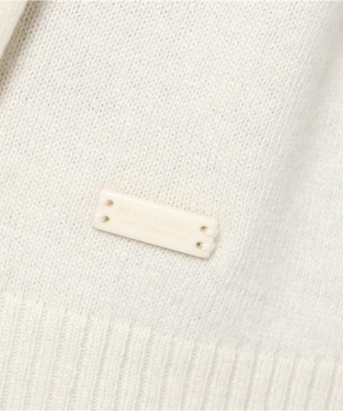 BLUE LABEL CRESTBRIDGE（ブルーレーベルクレストブリッジ）の「フェアリーカシミヤ　ハイネックプルオーバー（ニット/セーター・レディース・オフホワイト/チャコールグレー/ブラック/ネイビー/レッド・38）」の12枚目の写真