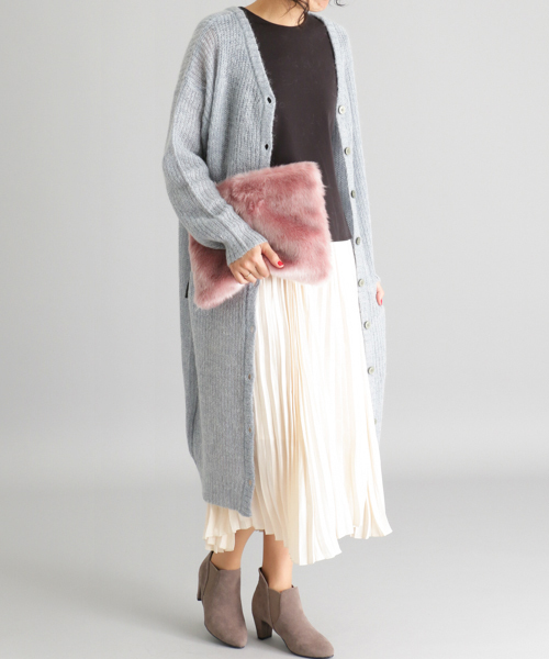 RODE SKO（ロデスコ）の「RODE SKO KIELO ファークラッチ（クラッチバッグ・レディース・オフホワイト/グレー/グリーン/ピンク/ピンク系その他/キャメル・FREE）」の8枚目の写真