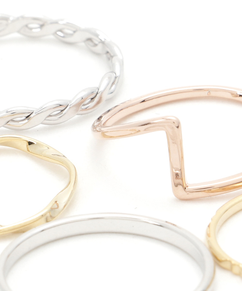 SMELLY（スメリー）の「SMELLY 5リングセット（リング・レディース・その他1・ONE）」の2枚目の写真