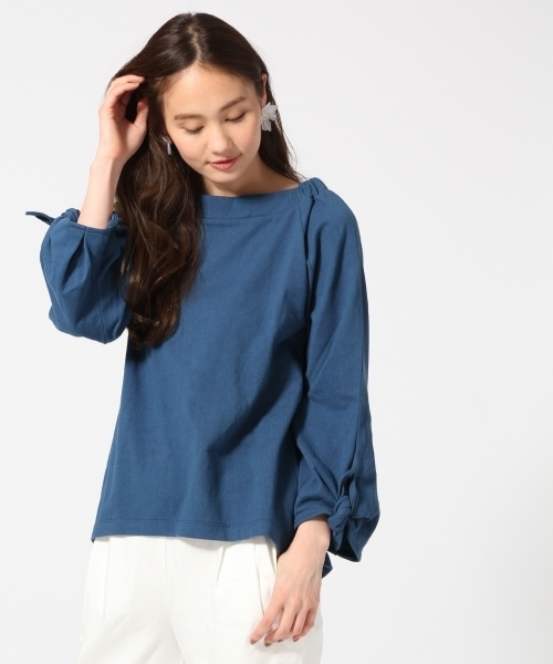 GLOBAL WORK(グローバルワーク)の「2WAYソデリボンカットプルオーバー/745590(Tシャツ/カットソー・レディース・ホワイト/その他/ブルー/ベージュ・MEDIUM/LARGE)」の4枚目の写真