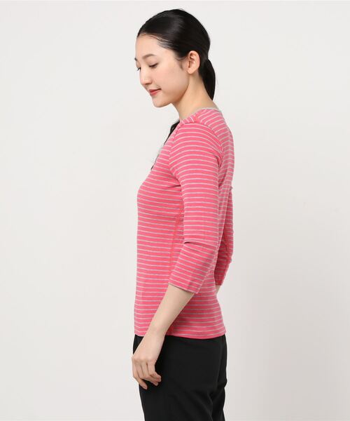 three dots(スリードッツ)の「アミー T / ストライプ コットンニット 七分袖(Tシャツ/カットソー・レディース・ホワイト×グレー/グレー×ピンク/ピンク系その他・SMALL/MEDIUM)」の4枚目の写真