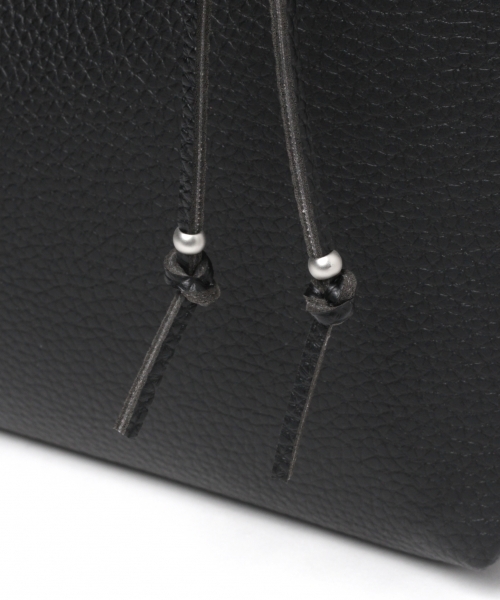 GLOBAL WORK（グローバルワーク）の「フェイクレザーイージーサコッシュ/765531（ボディバッグ/ウエストポーチ・メンズ・ブラック/グリーン/ダークブラウン/グレー・FREE）」の7枚目の写真