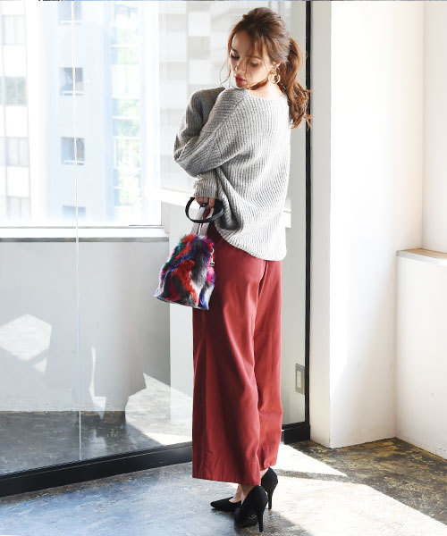 Luz Llena（ラズレナ）の「[綿100%]ワイドタックチノパンツ（チノパンツ・レディース・ブラウン/ベージュ・MEDIUM）」の12枚目の写真