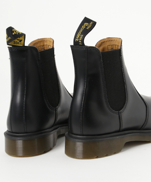 Dr. Martens（ドクターマーチン）の「DR.MARTENS /ドクターマーチン : CHELSEA BOOT#（ブーツ・メンズ・ブラック・70/80/90）」の4枚目の写真