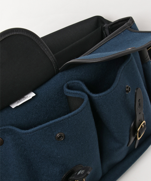 SHIPS(シップス)の「BILLINGHAM: 【Hardley Original】 MOON社製生地 ショルダーバッグ(ショルダーバッグ・メンズ・ネイビー/オリーブ・ONE SIZE)」の7枚目の写真