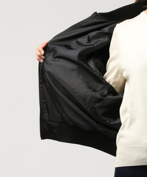 VENCEEXCHANGE（ヴァンスエクスチェンジ）の「袖コンシャスMA-1                    （MA-1・レディース・ブラック/ダークグリーン/ピンク・MEDIUM/LARGE）」の6枚目の写真