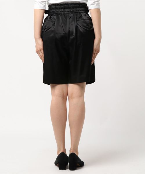 Rie Miller（リエミラー）の「サテングルカショートパンツ[CLASSY掲載]（その他パンツ・レディース・ブラック・38/36）」の2枚目の写真