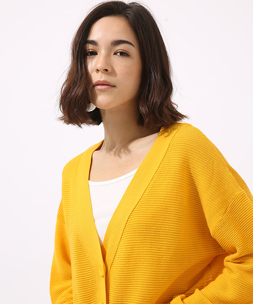 AZUL BY MOUSSY(アズールバイマウジー)の「ハイツイストショートカーデ(カーディガン)」|イエロー