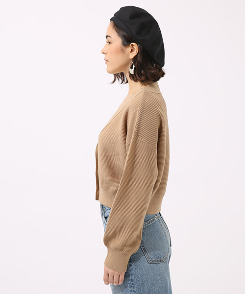 AZUL by moussy（アズールバイマウジー）の「ハイツイストショートカーデ（カーディガン/ボレロ・レディース・ベージュ/オフホワイト/ブルー/イエロー・MEDIUM/SMALL）」の9枚目の写真