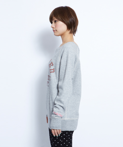MILKFED.（ミルクフェド）の「FRENCH TERRY PULLOVER（パーカー・レディース・アッシュグレー/レッド/ネイビー・SMALL/MEDIUM）」の7枚目の写真