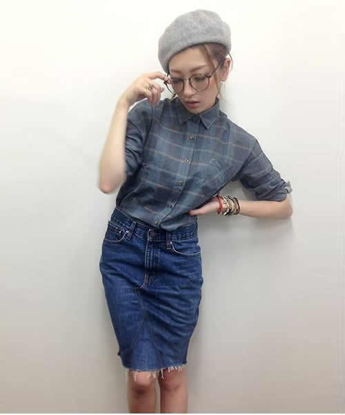 Ungrid(アングリッド)の「 リメイクデニムタイトSK (スカート・レディース・インディゴブルー/ブルー・SMALL/MEDIUM)」の2枚目の写真