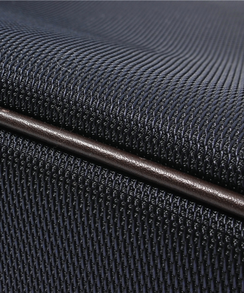 green label relaxing(グリーンレーベルリラクシング)の「FA TIARE SINGLE ブリーフバッグ(ビジネスバッグ・メンズ・ブラック/ネイビー・フリー)」の10枚目の写真