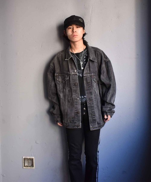 Levi's（リーバイス）の「【ヴィンテージ古着】Levi's/リーバイス  "70507" デニムジャケット "ビッグシルエット！"（デニムジャケット・メンズ・ブラック・X-LARGE）」の4枚目の写真