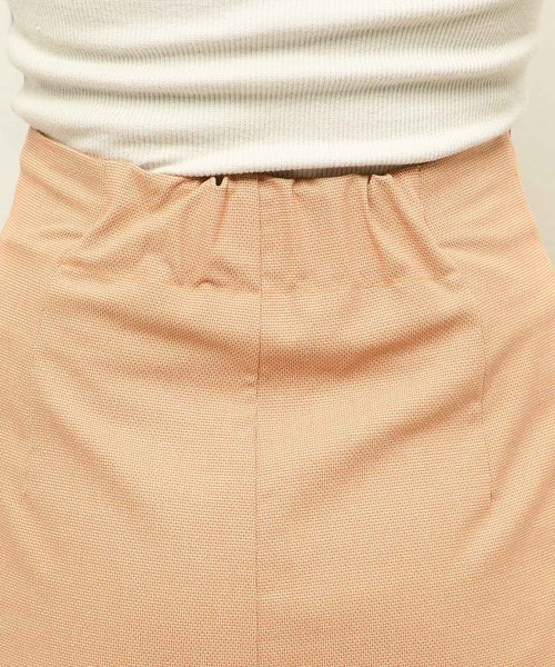 DouDou（ドゥドゥ）の「ハイウエストタックショートパンツ（その他パンツ・レディース・グレー/オレンジ・38/36）」の9枚目の写真