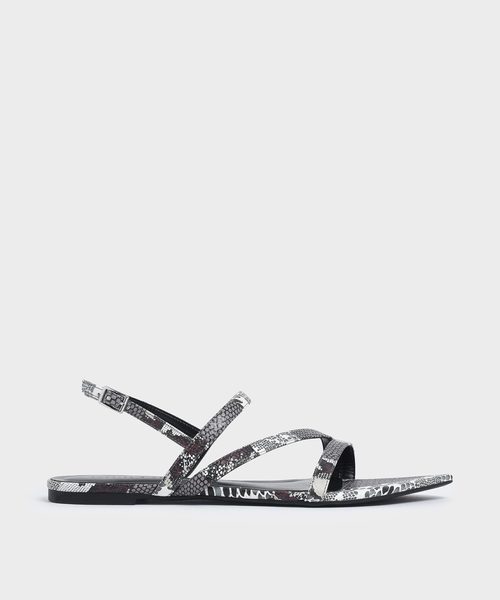 CHARLES & KEITH(チャールズ & キース)の「アシメトリカルストラッピー サンダル / Asymmetrical Strappy Sandals(サンダル・レディース・ブラック/マルチ/プラム・22.5cm/23cm/23.5cm/24.5cm/25cm/25.5cm)」の3枚目の写真