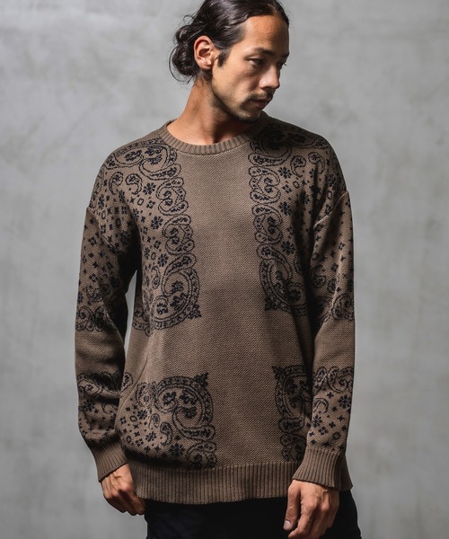 CAMBIO（カンビオ）の「mn2028-バンダナ柄C-Nニット（ニット/セーター・メンズ・ブラック/ブラウン/ネイビー・S/M/L）」の2枚目の写真